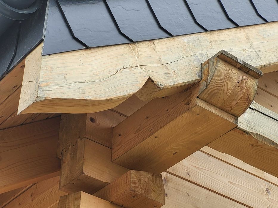 Domy szkieletowe wycięte CNC - konstrukcje drewniane - drewno KVH C24