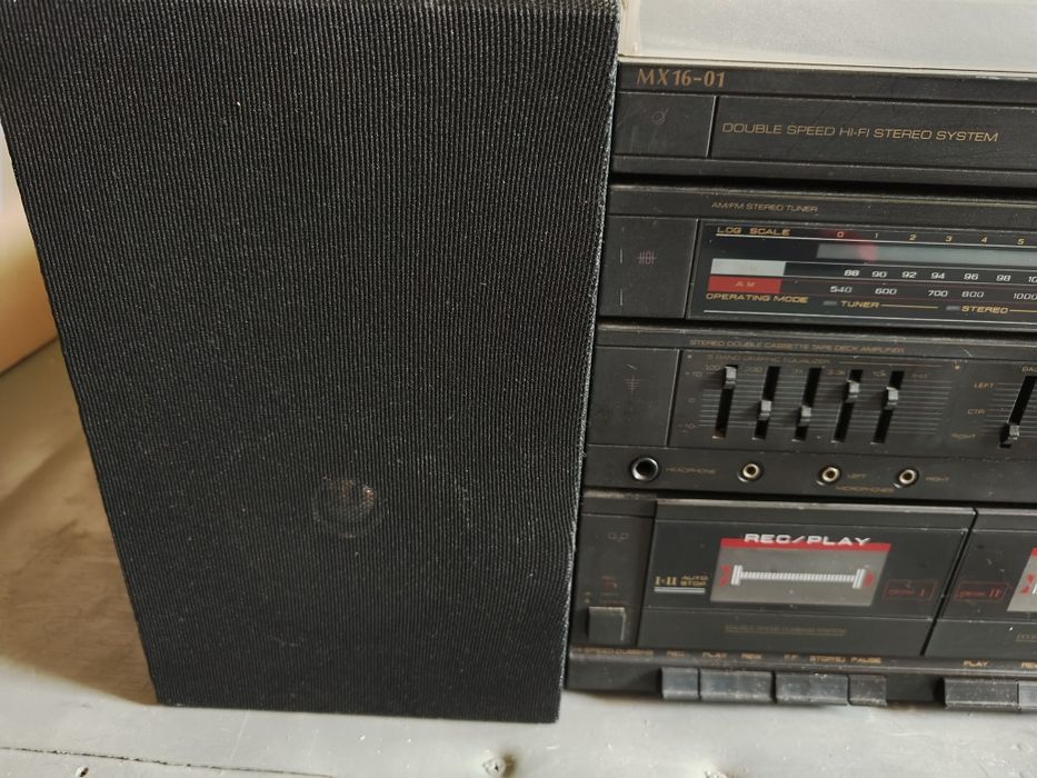 Wieża LG i wieża Maxim