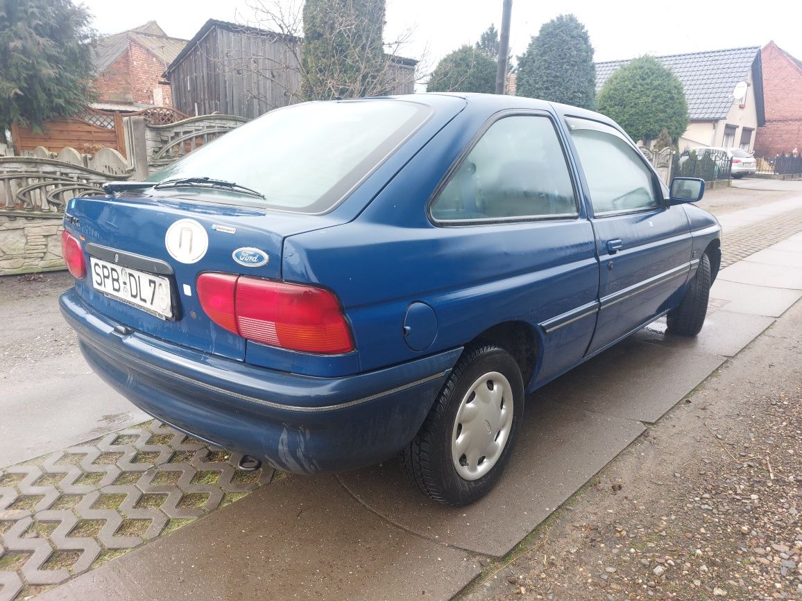 Ford Escort 1.4 benzyna ORYGINAŁ!