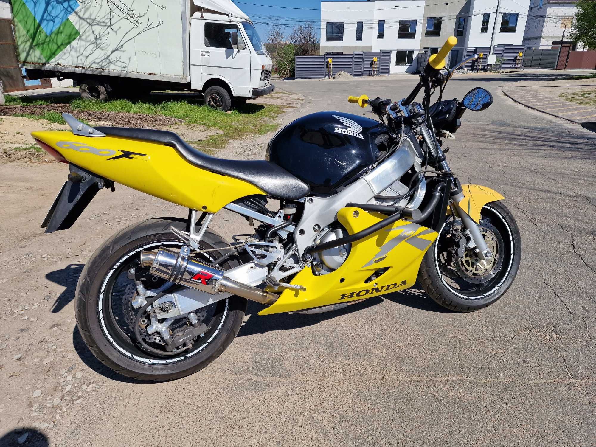 Honda CBR 600 F4 Переоформление