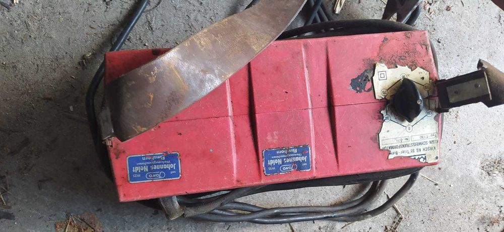 Spawarka transformatorowa niemiecka przenośna 230V 130 A z regulacją