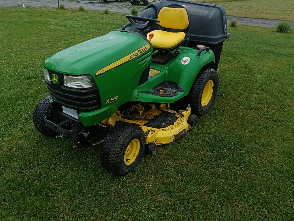 Traktorek kosiarka John Deere X740 kosz na trawę komplet FV