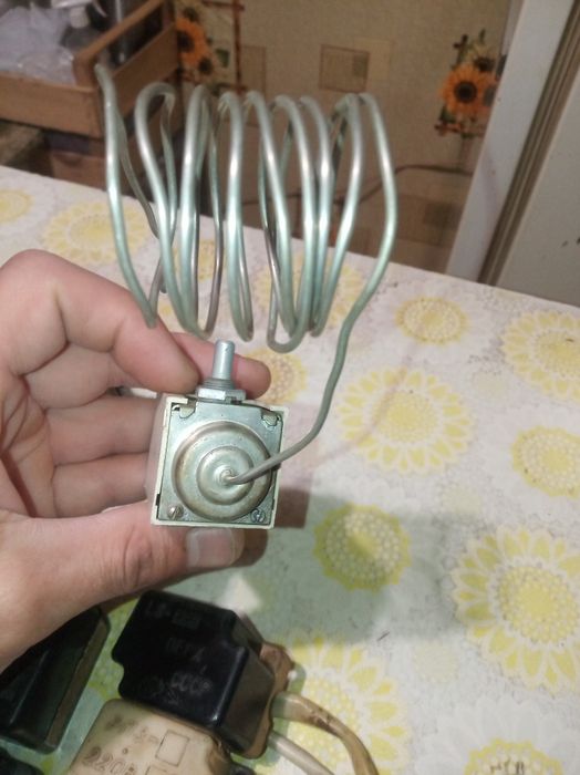 Продам комплектующие к холодильникам