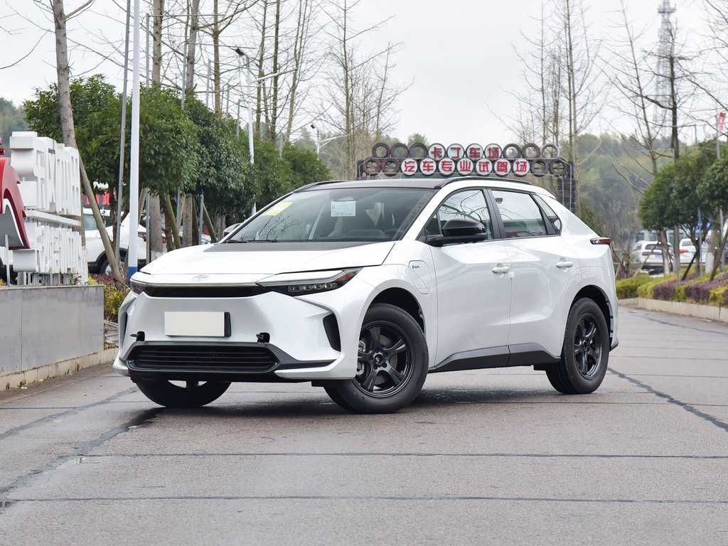 Toyota bZ4X 2024 66.7 kWh (218 к.с) 4WD