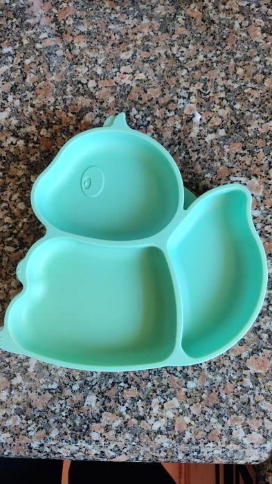 Prato silicone com ventosa