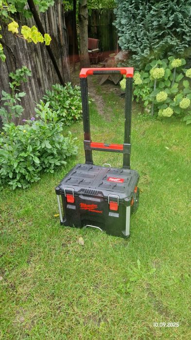 Skrzynka Milwaukee Packout