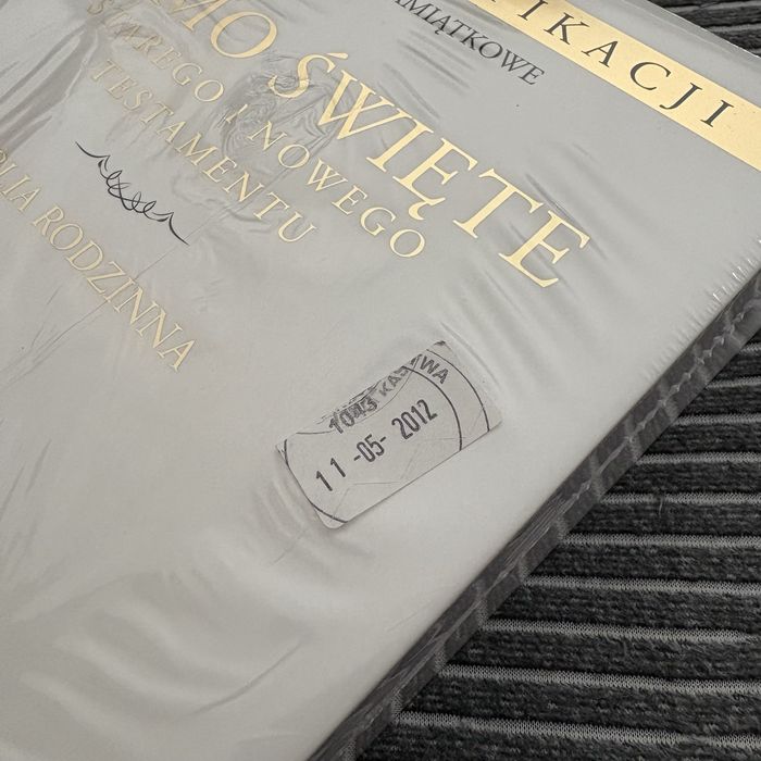 NOWE Pismo Święte Stary i Nowy Testament, wydanie pamiątkowe