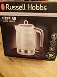 Czajnik Russell Hobbs biały sprawny