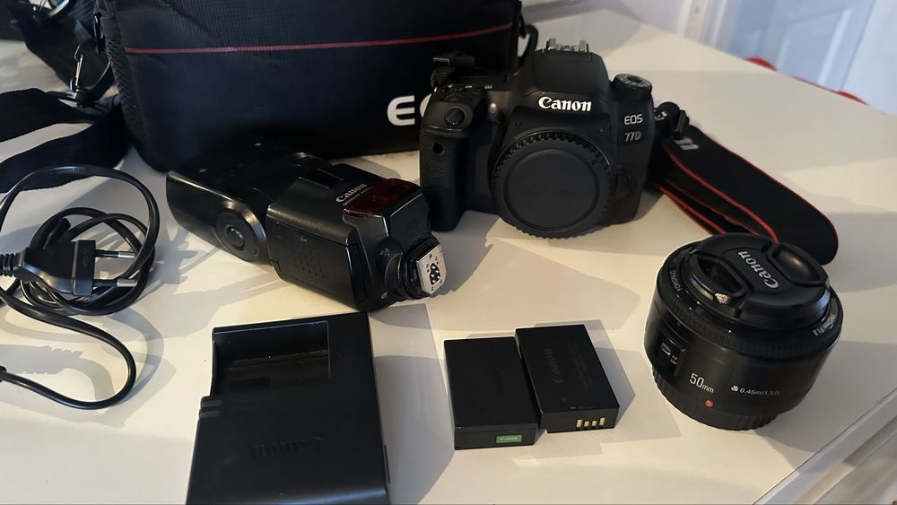 Canon 77d, та обєктив YN50mm F1.8 Canon