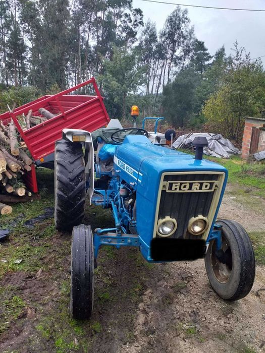 Trator Ford 2600