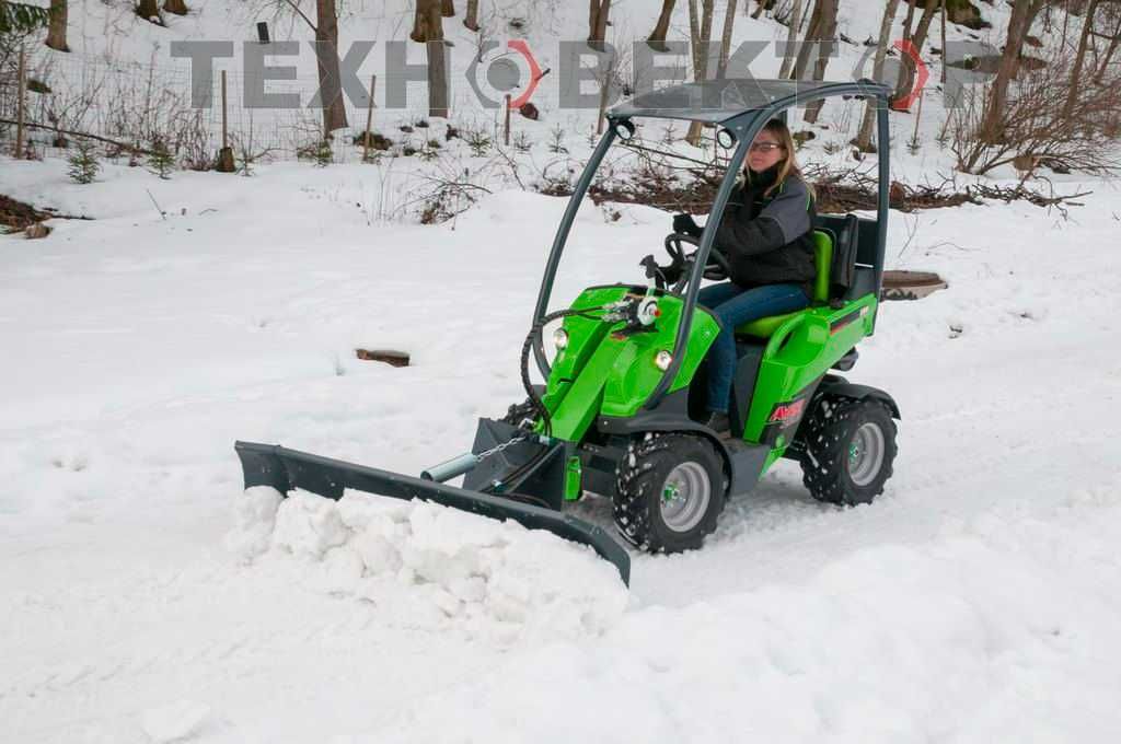 Надійний двигун Kubota в поєднанні з міні навантажувачем AVANT