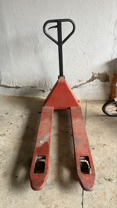 Porta paletes manual