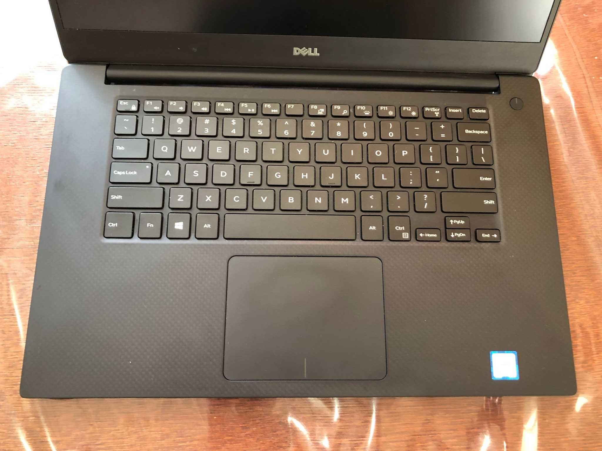 Ноутбук 15" FHD Dell XPS 9550 (i5-6300HQ/8/512/GTX960M)