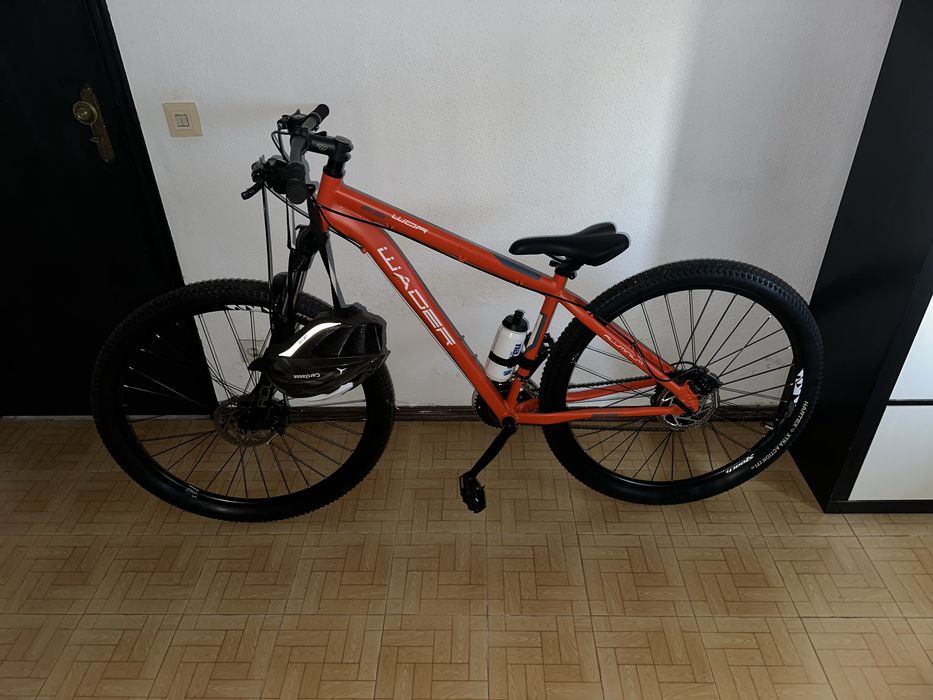 Bicicleta em estado novo