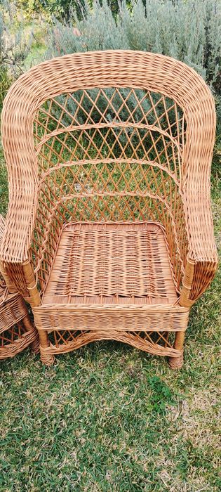 Cadeirões em Vime