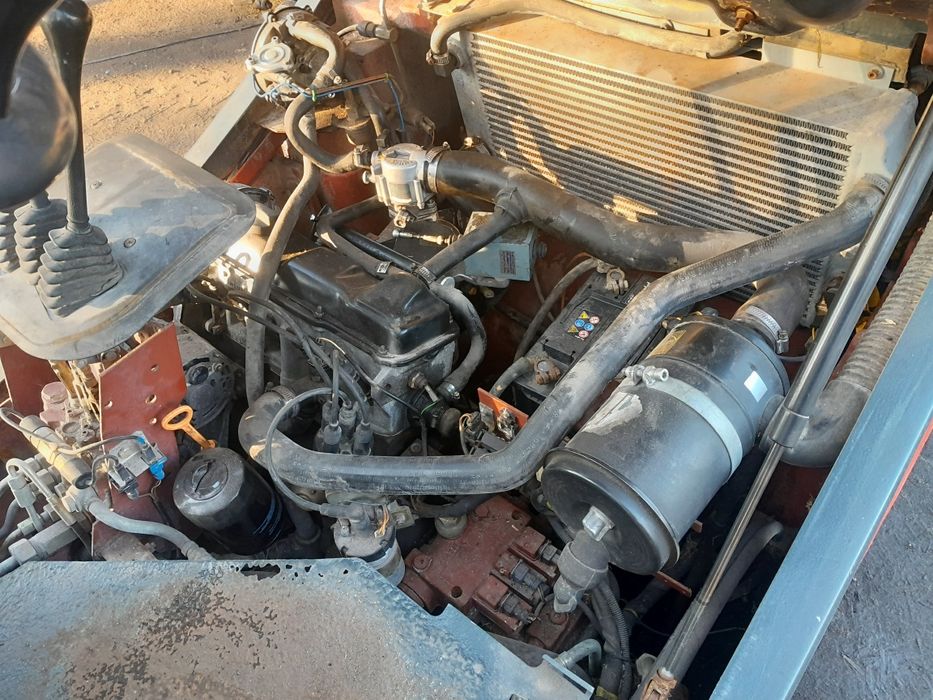 Wózek widłowy Fenwick-Linde H18t-02