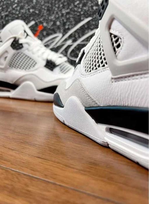 Buty meskie Mokasyny Jordan_4_Retro_Military_Black R.42