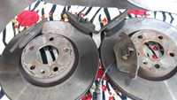 Передние тормозные диски и колодки  фольц Б-6