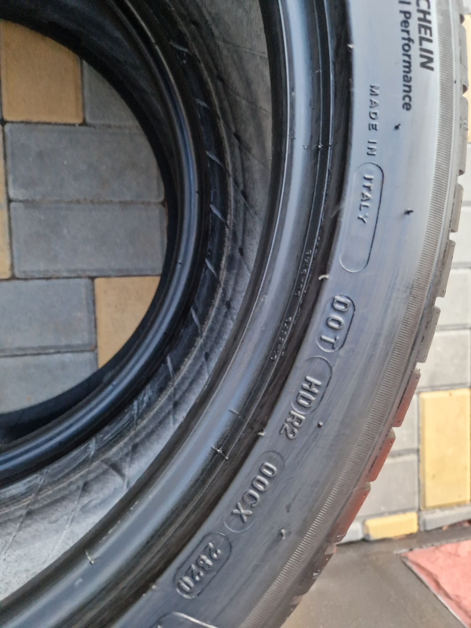 Michelin 225 45 19 zr pilot sport 4 шини 2020 рік