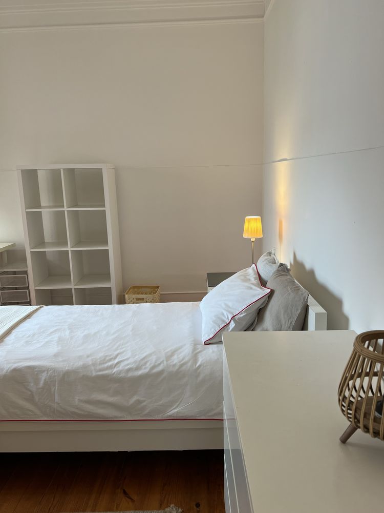 Quarto estudante rapariga
