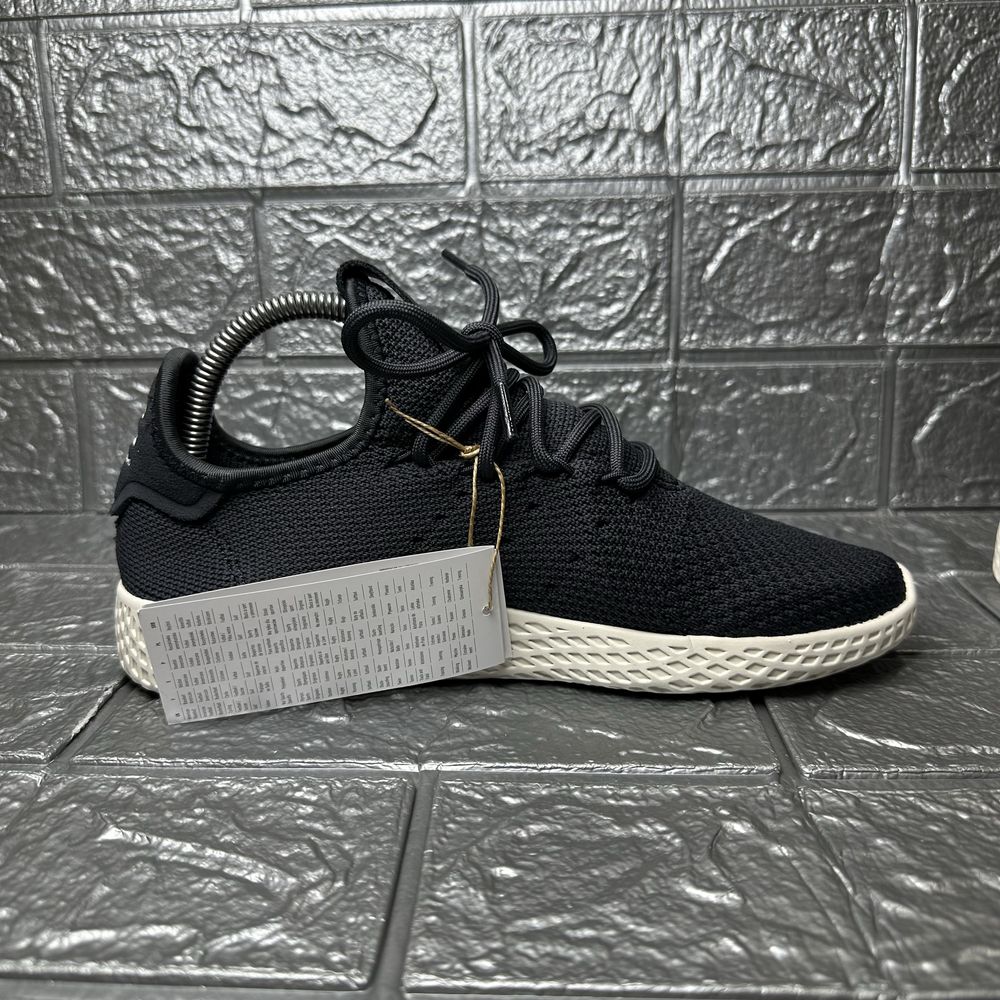 Жіночі кросівки Adidas x Pharell Williams Tennis HU ID7444