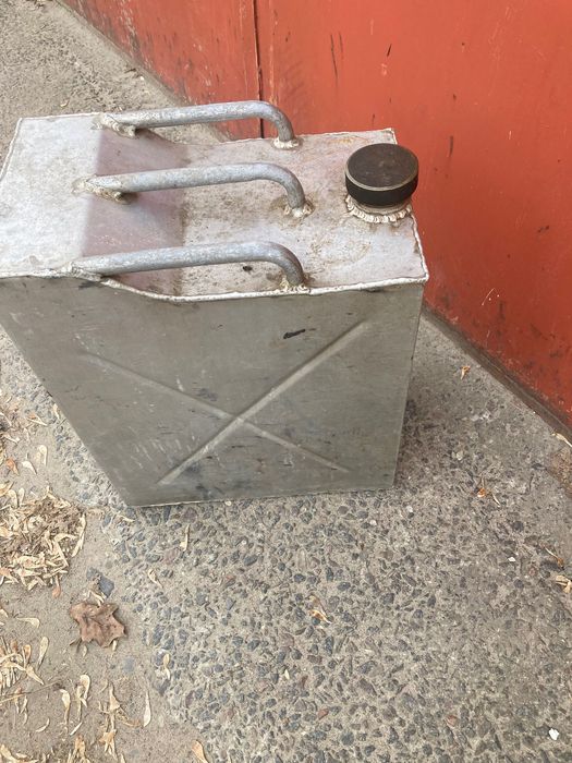 Каністри алюмінієві 40 л ,30 л