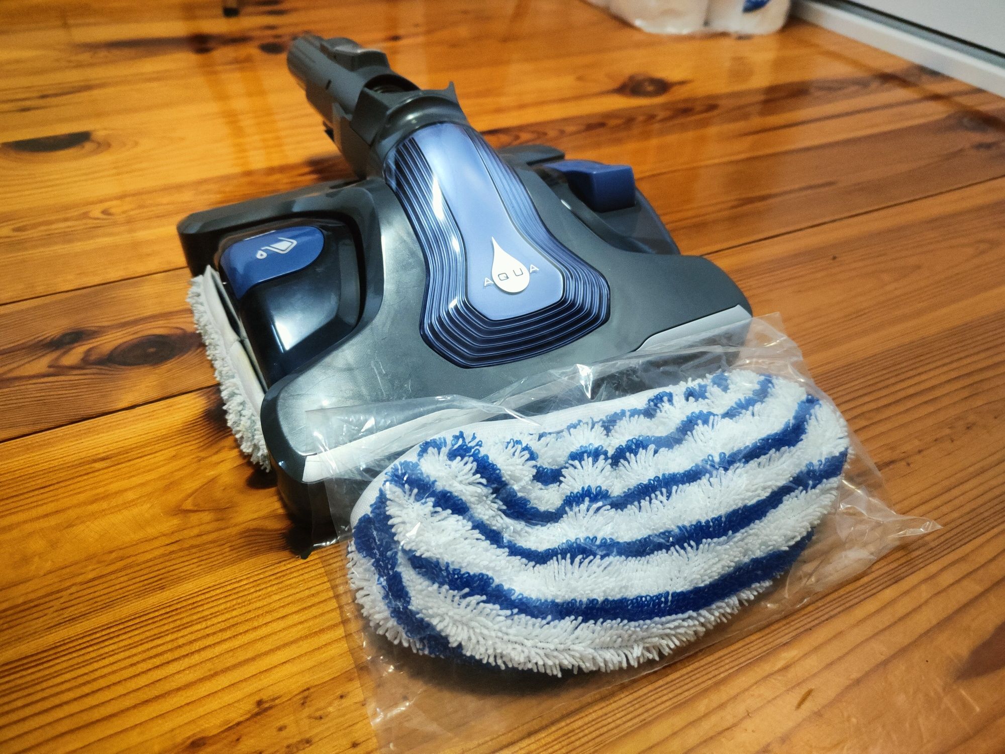 Tefal TY9690WO Nowa Szczotka mopująca Aqua oraz Turbo szczotka