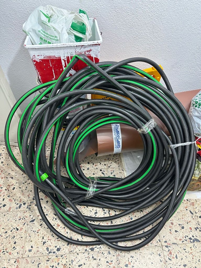 Mangueira anti torção cerca de 10m