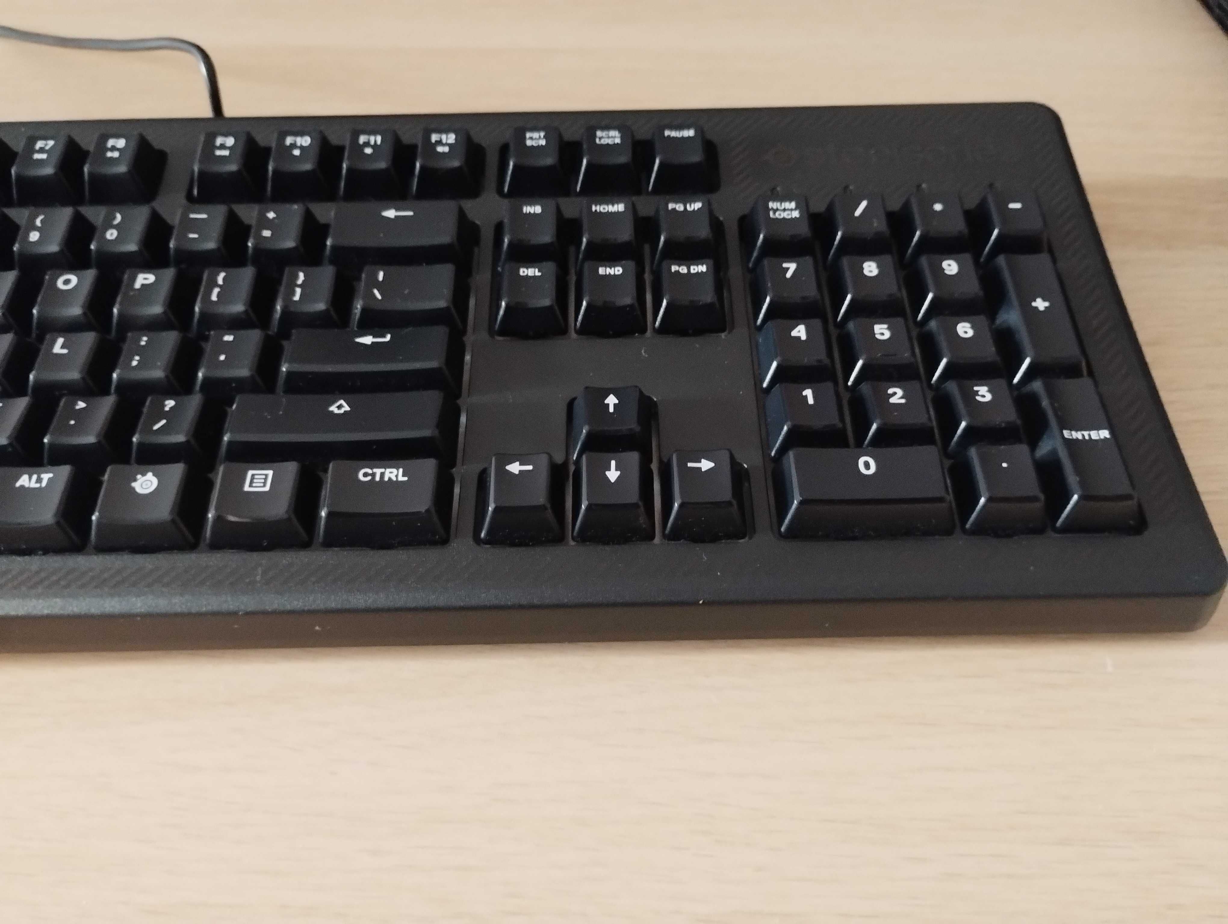 Klawiatura przewodowa Steelseries Apex 100