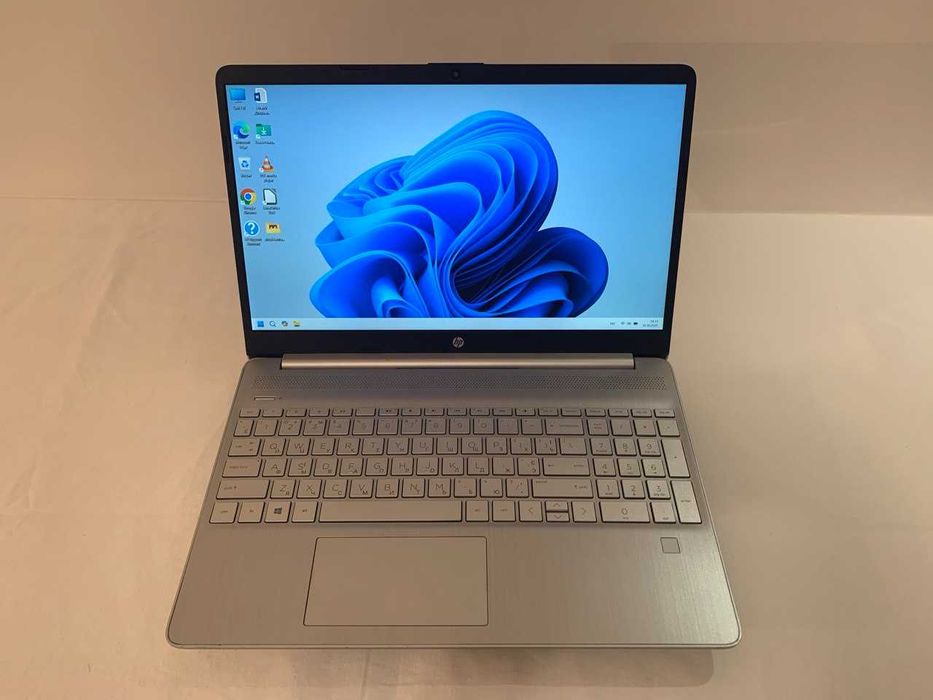 HP Laptop 15-dy2xxx Intel Core i3-1115G4