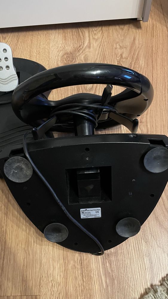 Retro Kierownica Gamingowa Genius Speed Wheel 3