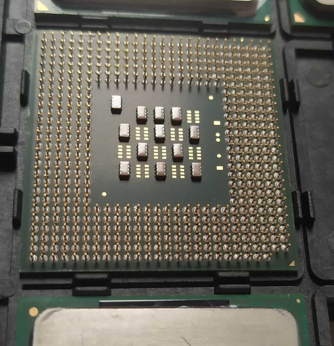 Мобільний процесор Pentium 4 SL725 2.8GHZ/512K/533 Socket 478