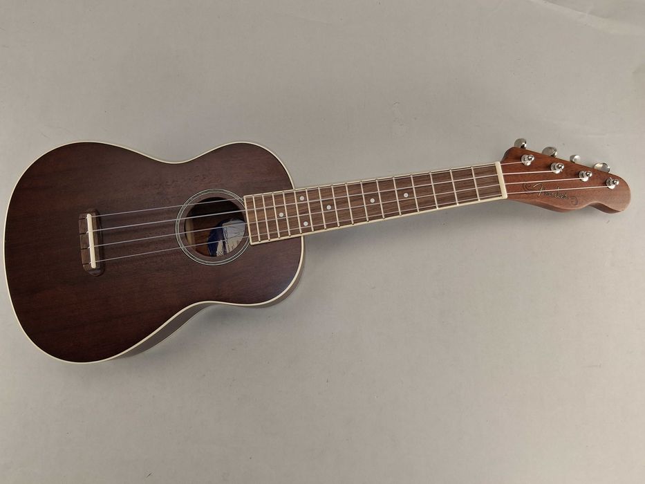 J222 Ukulele Fender California Coast Zuma-Nat Concert