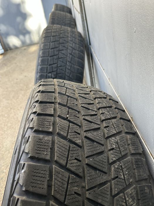 Bridgestone Blizzak DM-V1 275/55 R20 111R 2021 года made in Japan зима