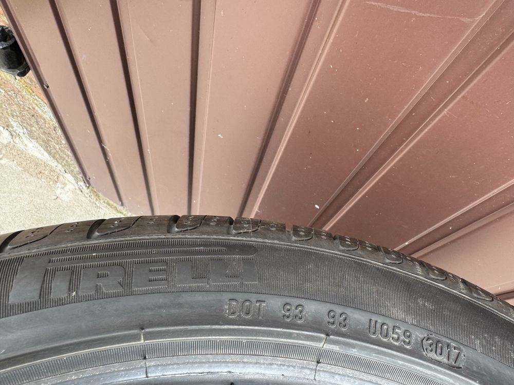 Komplet Opony letnie Pirelli CinturatoP7 245/45/19 235/40/19 jak nowe
