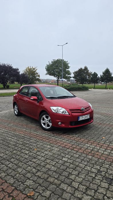Sprzedam Toyota Auris 1.6benzyna  SALON POLSKA 2011 przebieg 36tyś