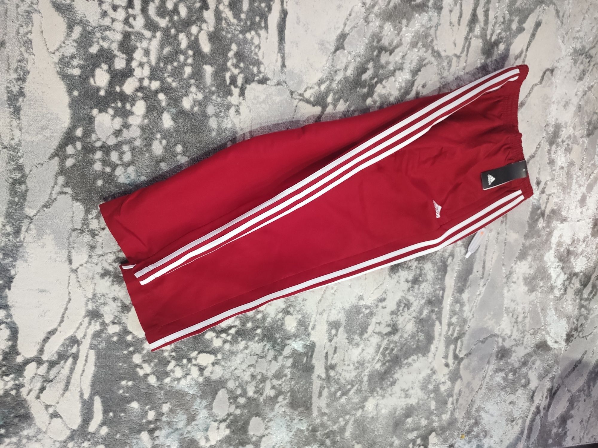 Spodnie dresowe Adidas 152 rozmiar