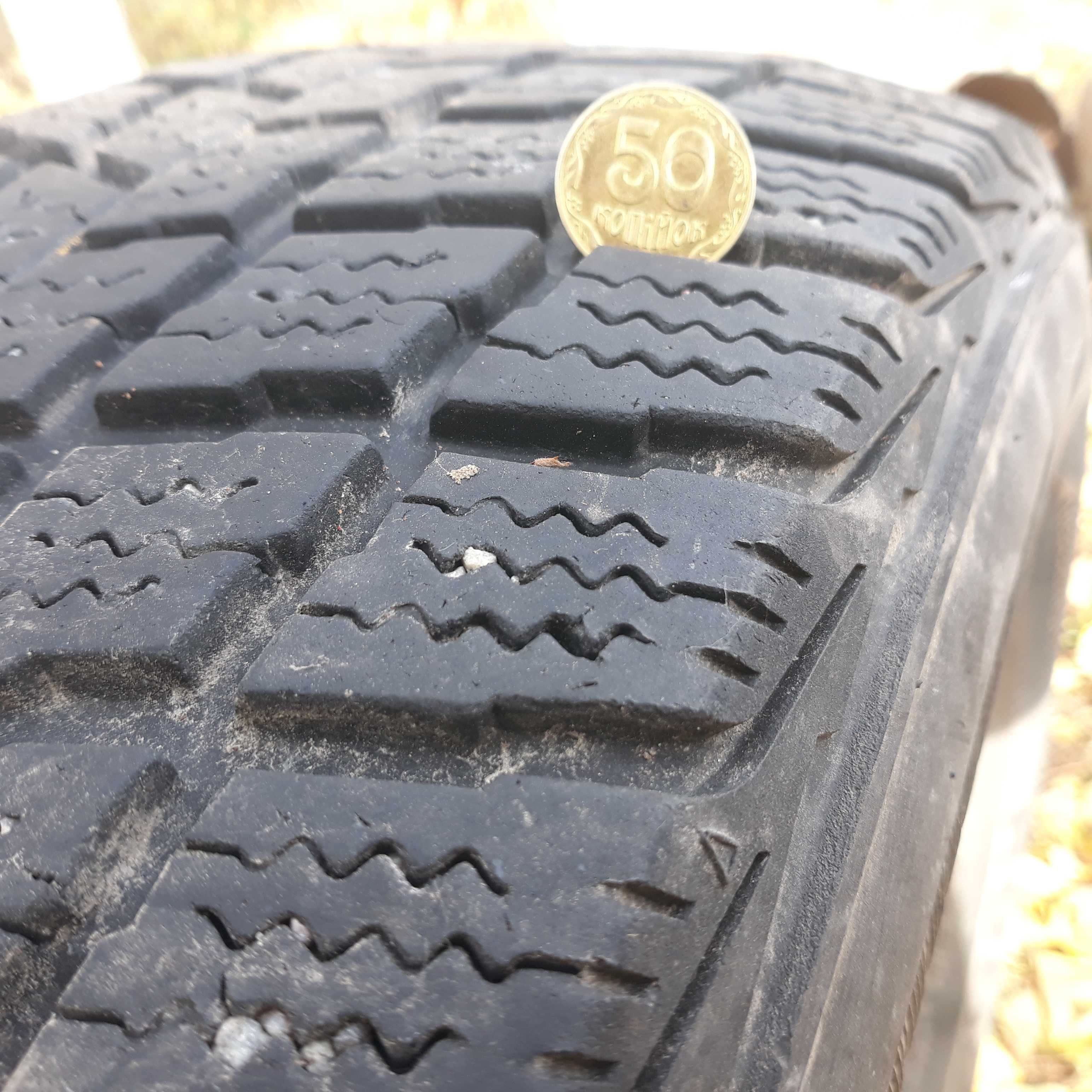 Резина 235/65r17 в гарному стані і  r18