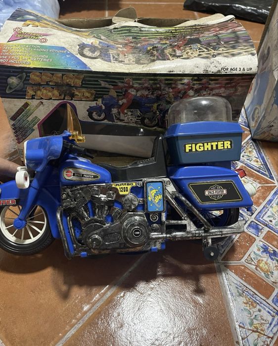 Brinquedos varios (novos )