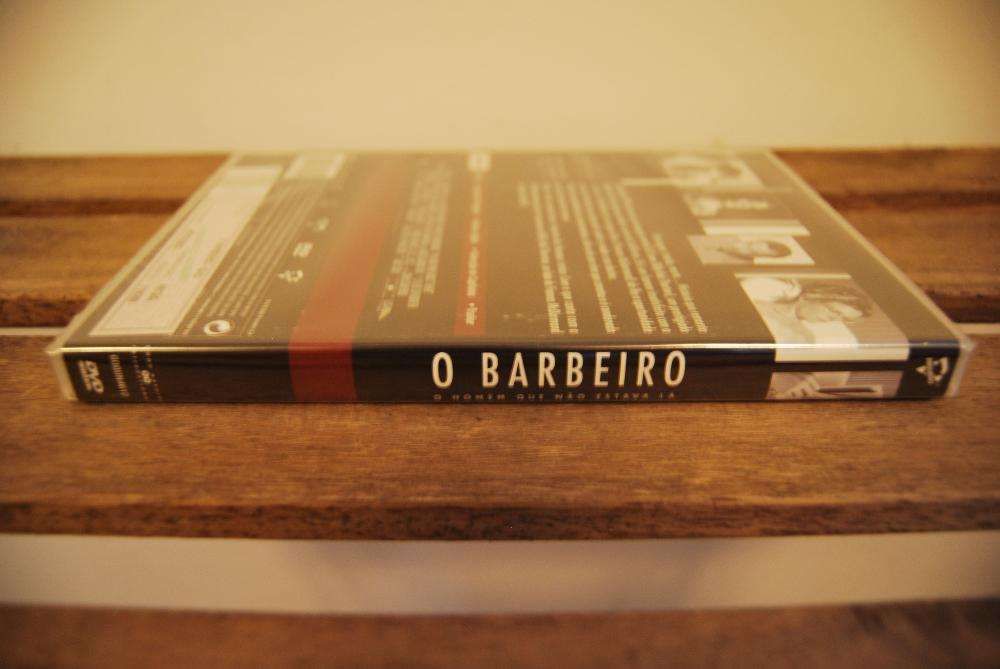 The Man Who Wasn't There - O Barbeiro (DVD original SELADO)