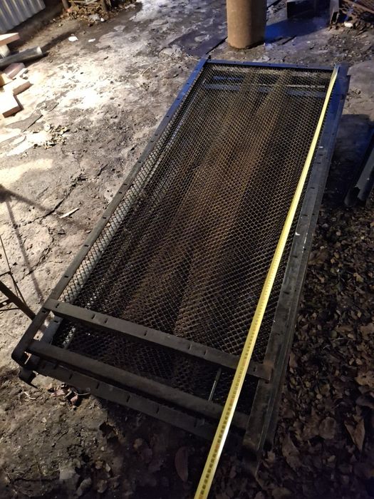 Продам корпус ліжка матрос, сітка.