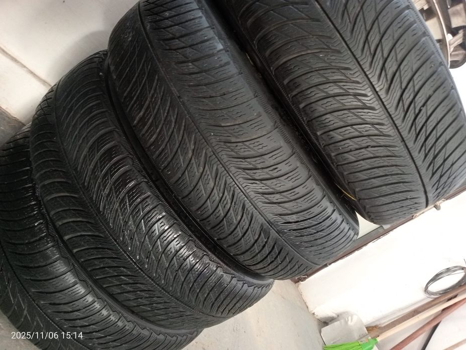 Комплект диски VW T5 5*120R16 резина Michelin 215/65