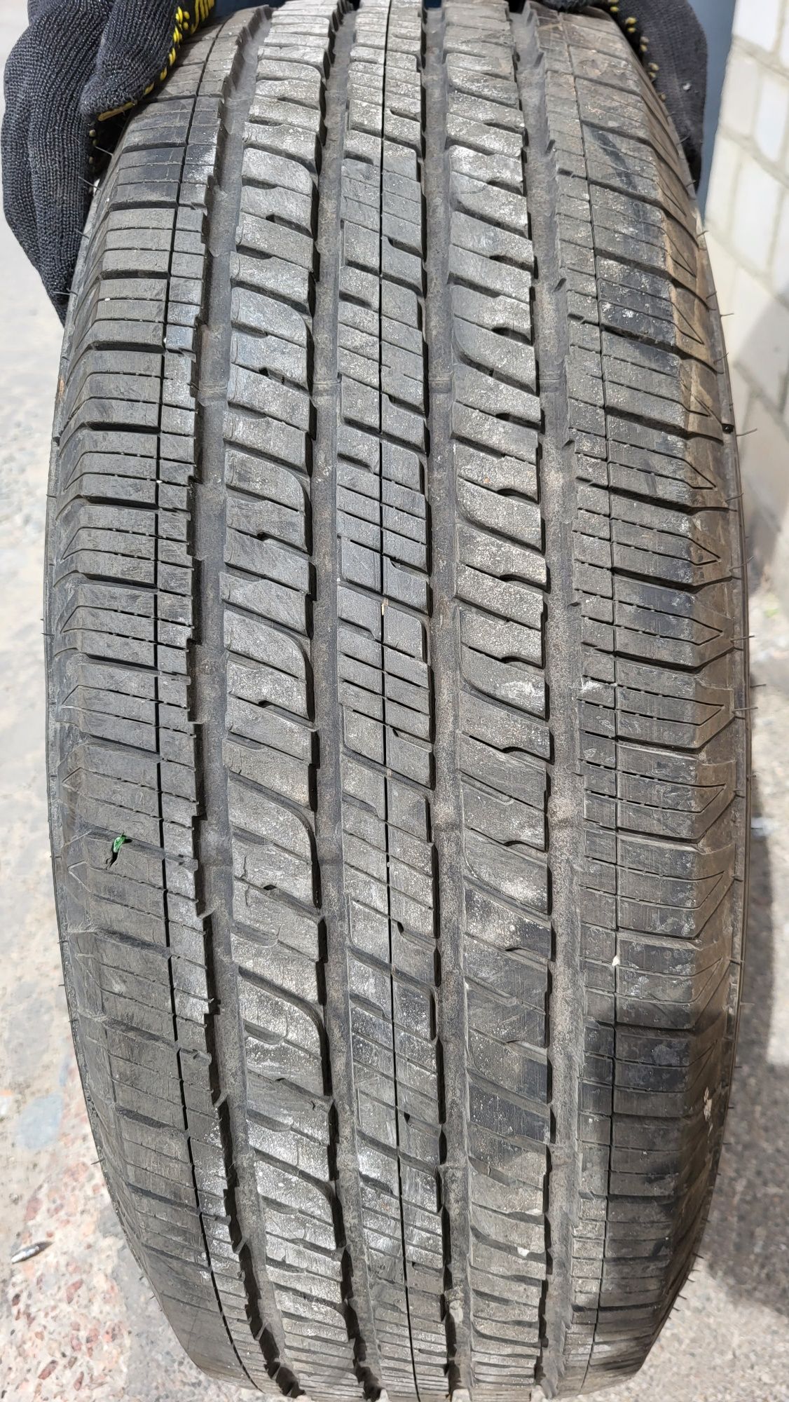 Продам шини dueler 255/70r16