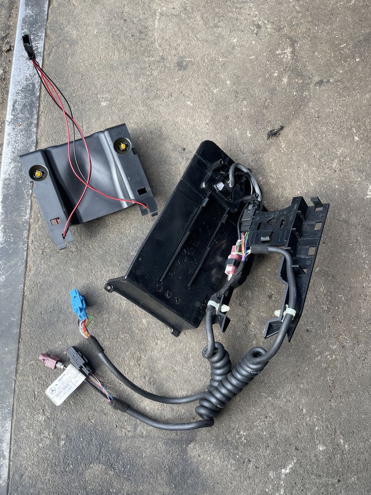 Mercedes w211 w219 moduł bluetooth w podłokietnik