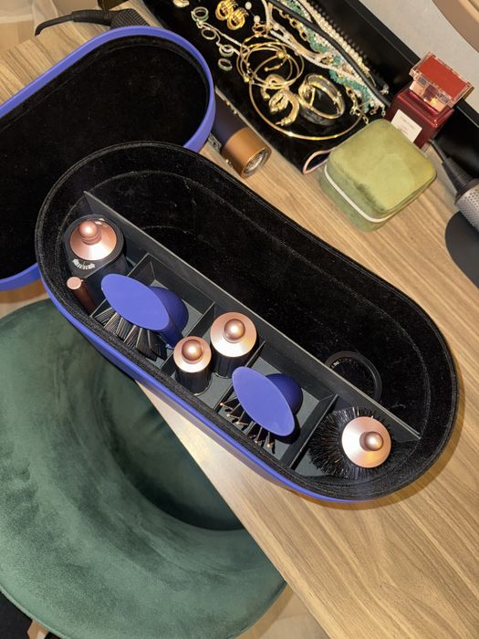Продам стайлер Dyson