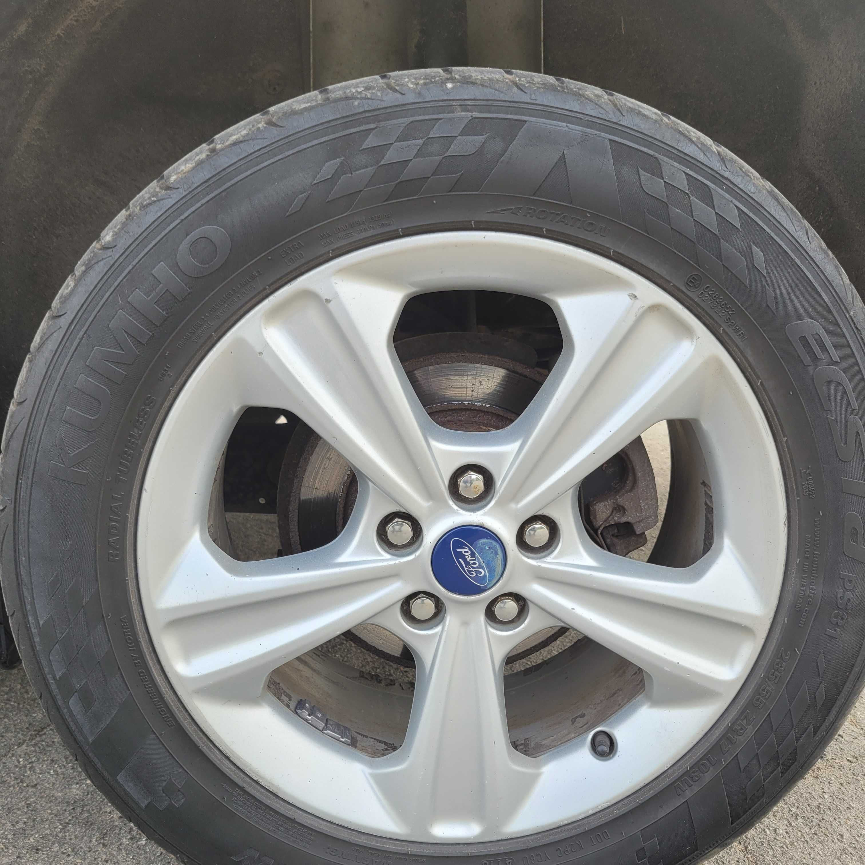 Продам Ford Kuga 2013 дизель 2л передній