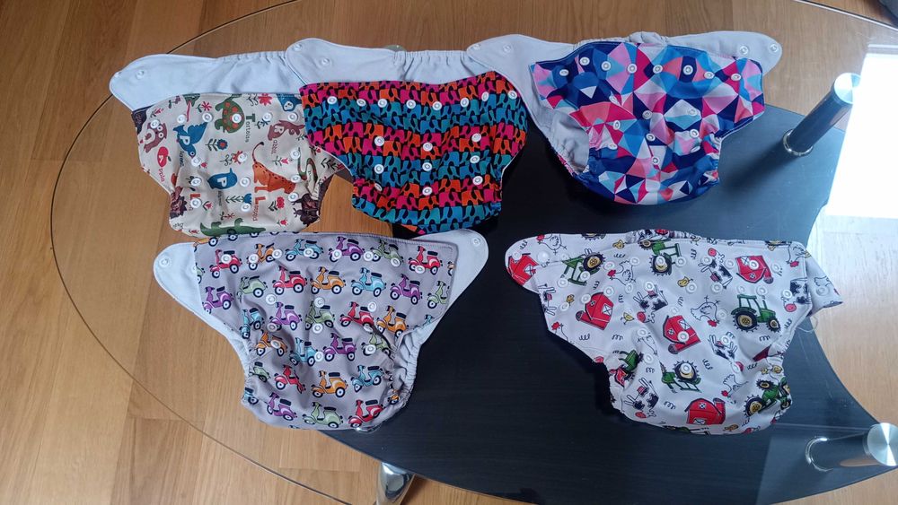 Pieluchy majtki wielokrotnego użytku + 4 wkłady