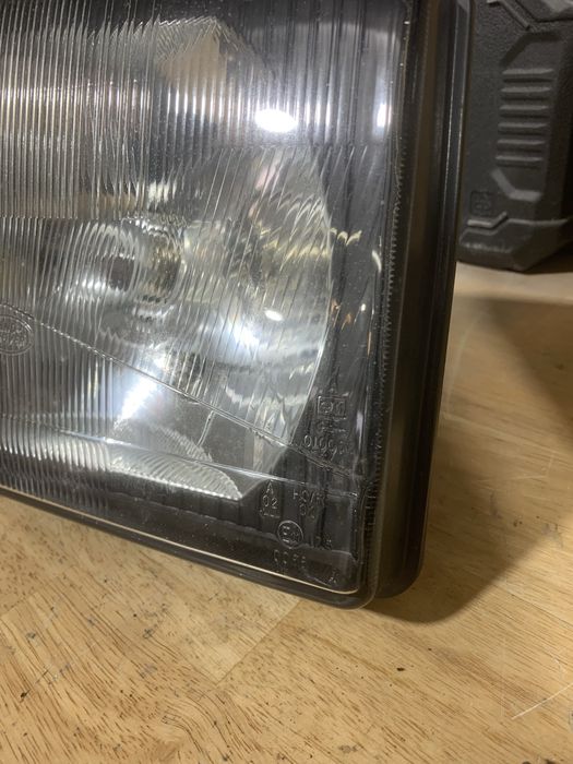 Farol land rover