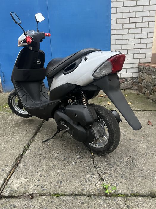 Продам скутер сузукі летс 2