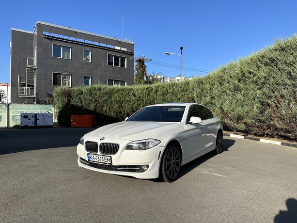 Продам bmw f10 528